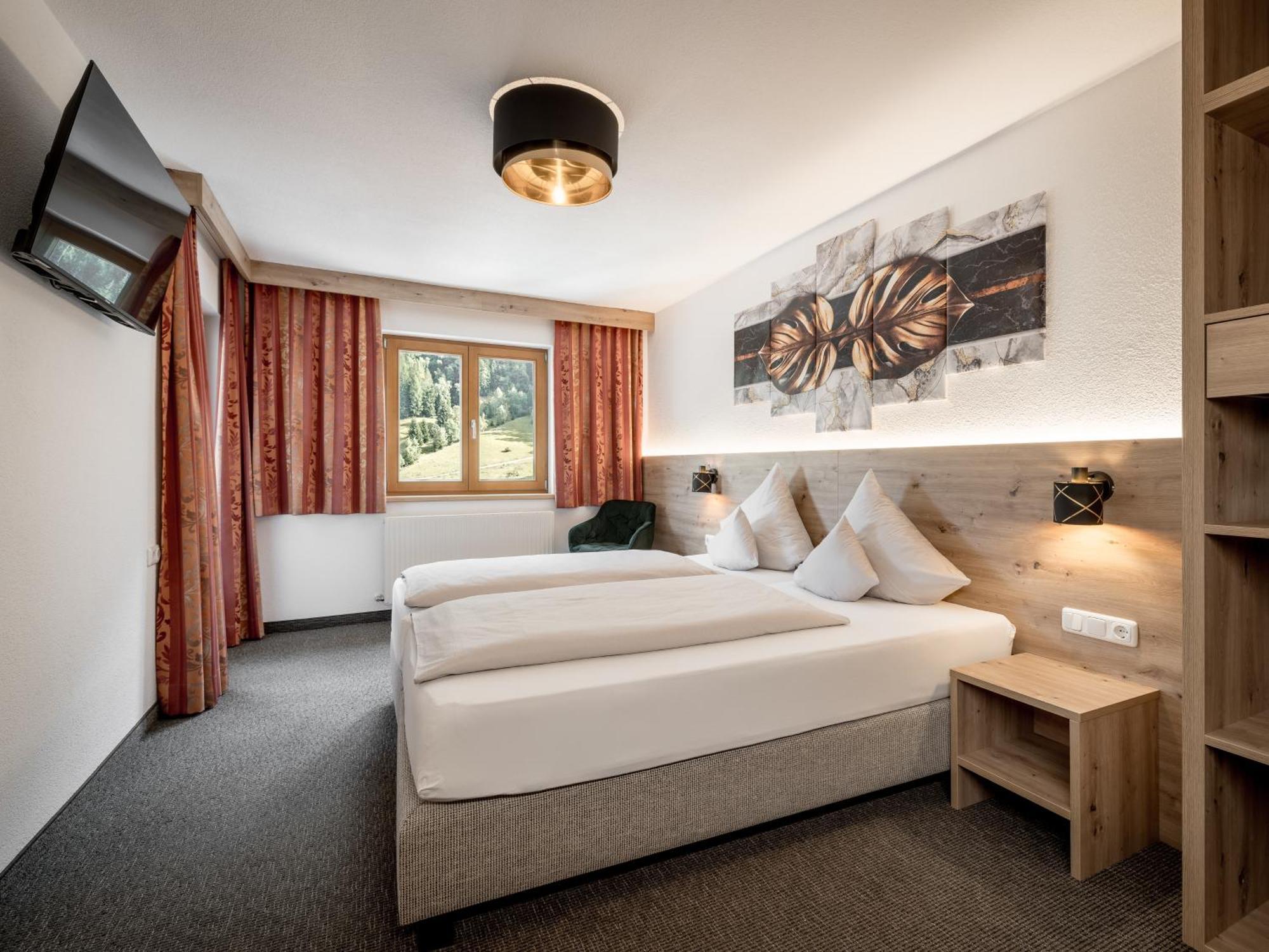 Quality Hosts Arlberg - Haus Pepi Eiter 3*