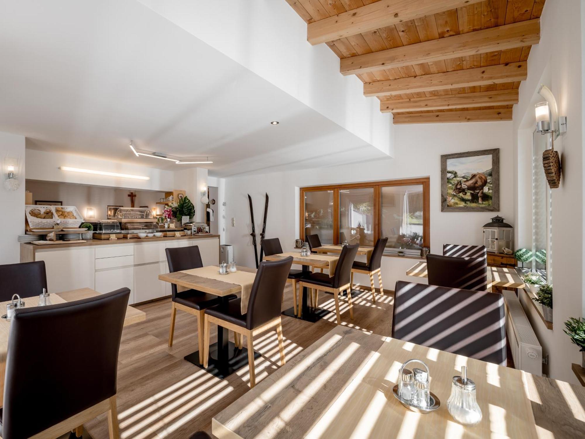 Quality Hosts Arlberg - Haus Pepi Eiter 3*