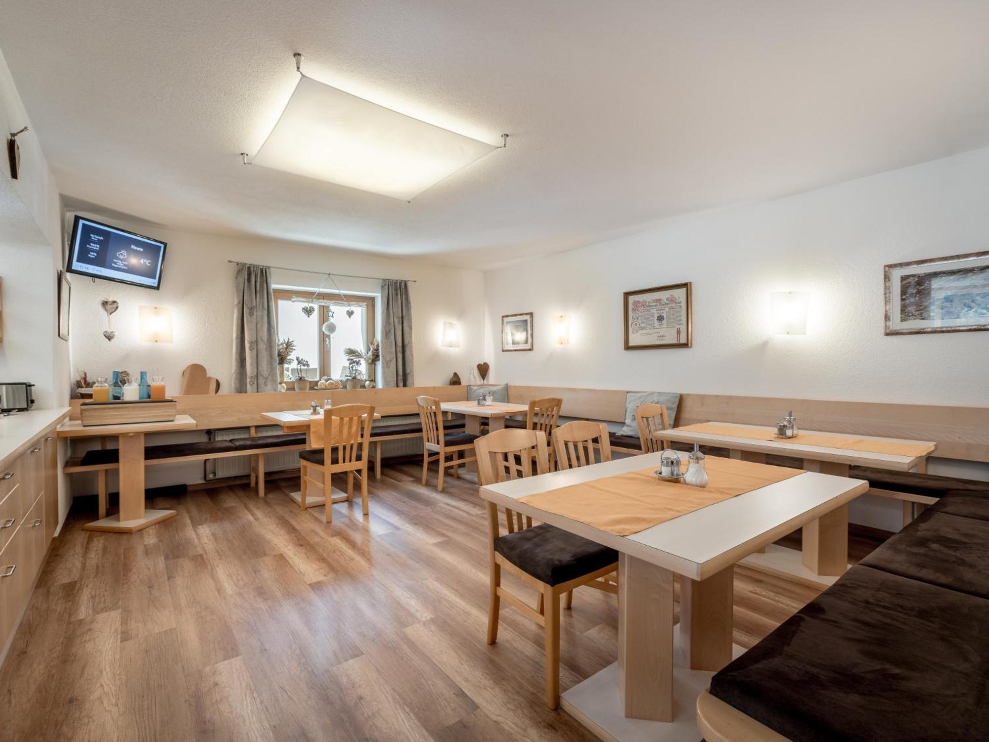 Quality Hosts Arlberg - Haus Pepi Eiter Guest house 3*