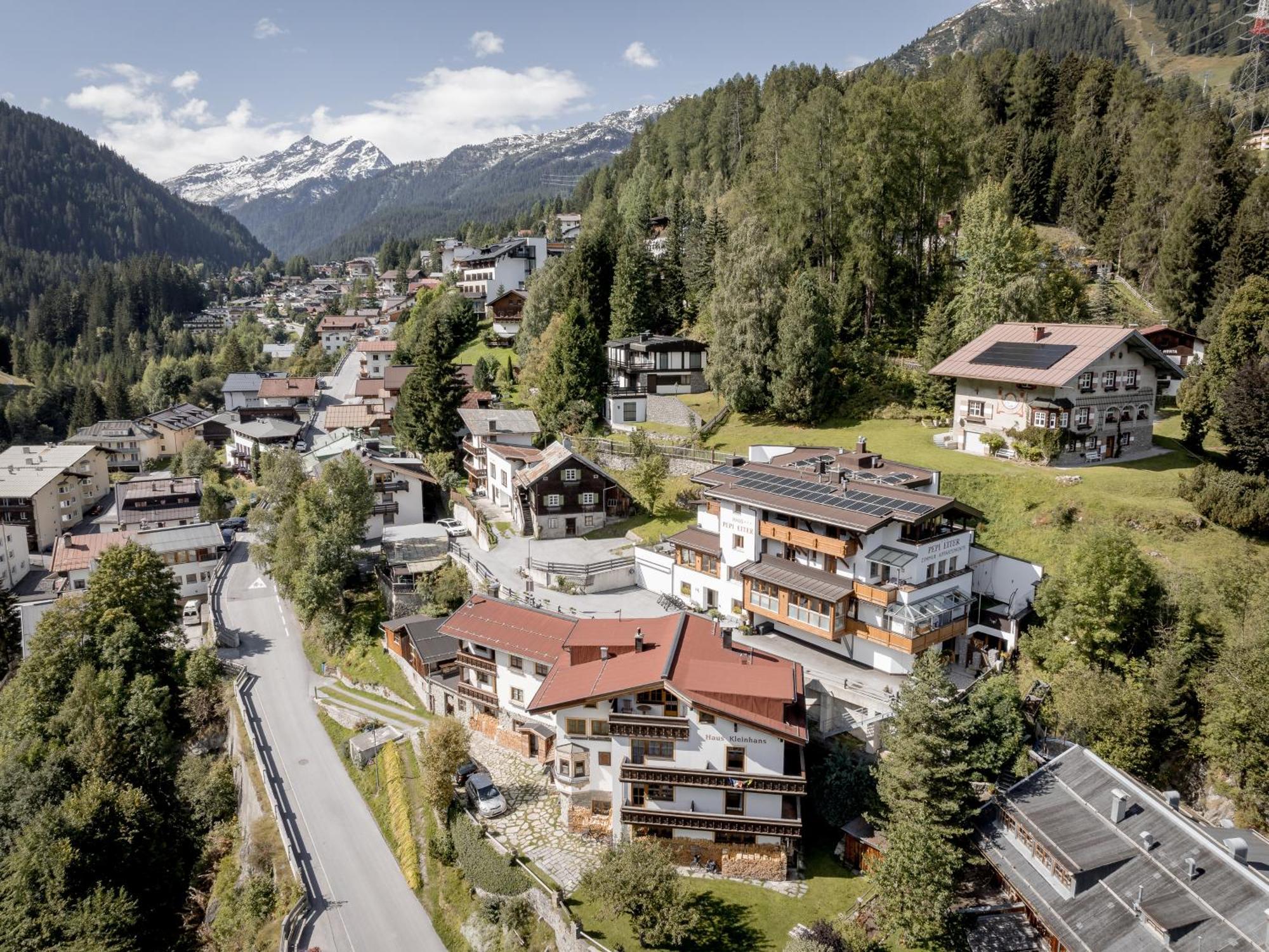 Guest house Quality Hosts Arlberg - Haus Pepi Eiter
